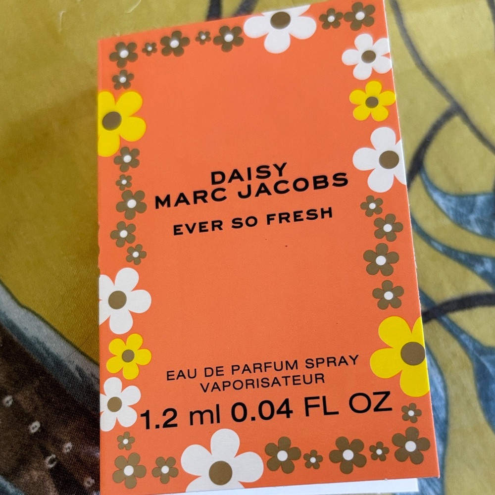 Marc Jacobs Daisy Ever So Fresh - Orange Floral Design